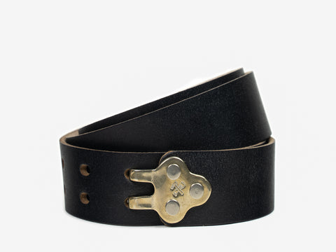 No. 150 Claw Buckle Belt