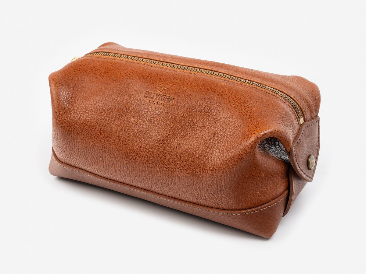 No. 644 Carryall Toiletry Bag, Tan