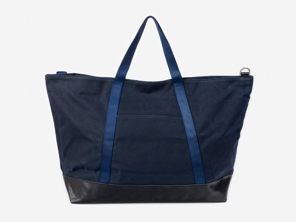 No. 674 Large East West Tote, Navy