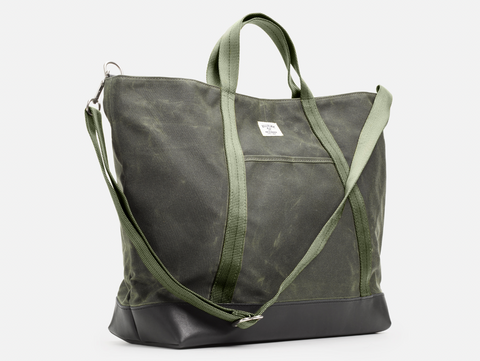 No. 540 Standard Issue East West Tote, Olive