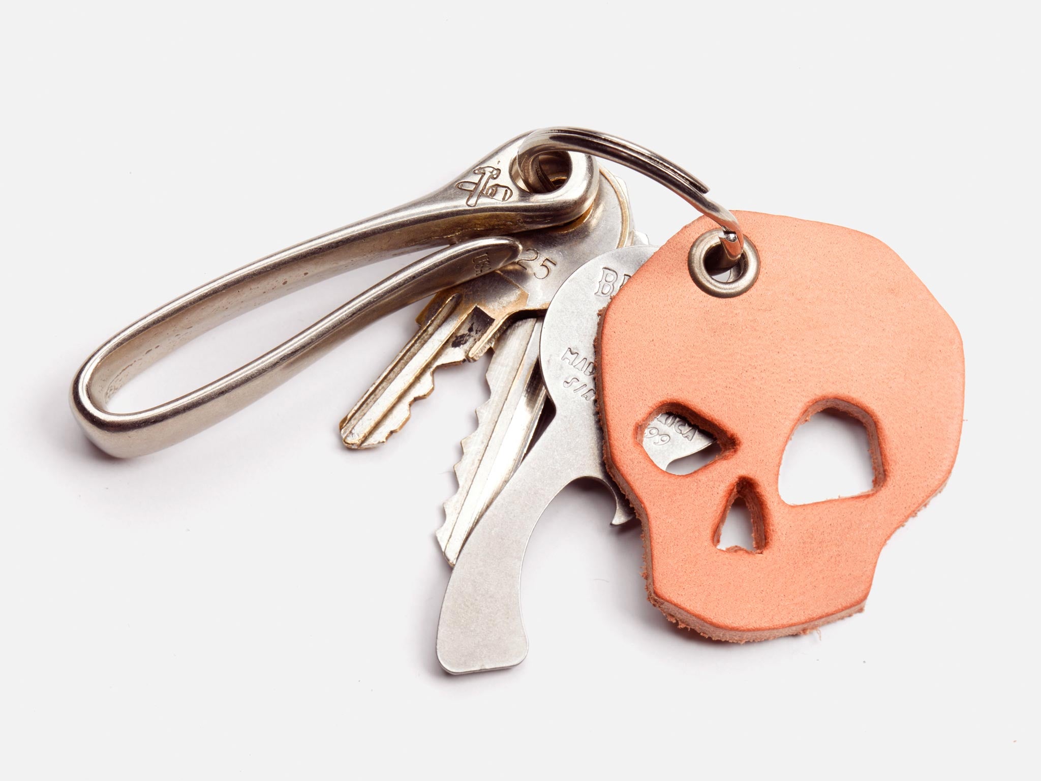 No. 519 Skull Keychain, Natural