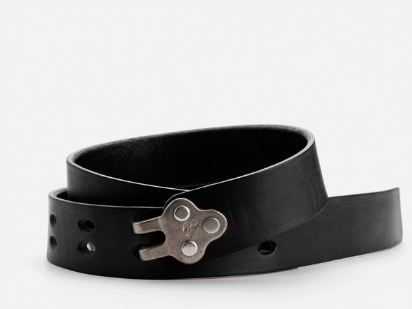 No. 150, Claw Buckle Leather Belt, Black – Billykirk